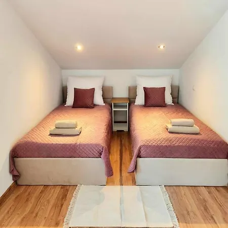 Cozy Apartament Country 7Persons Close To Airport-2